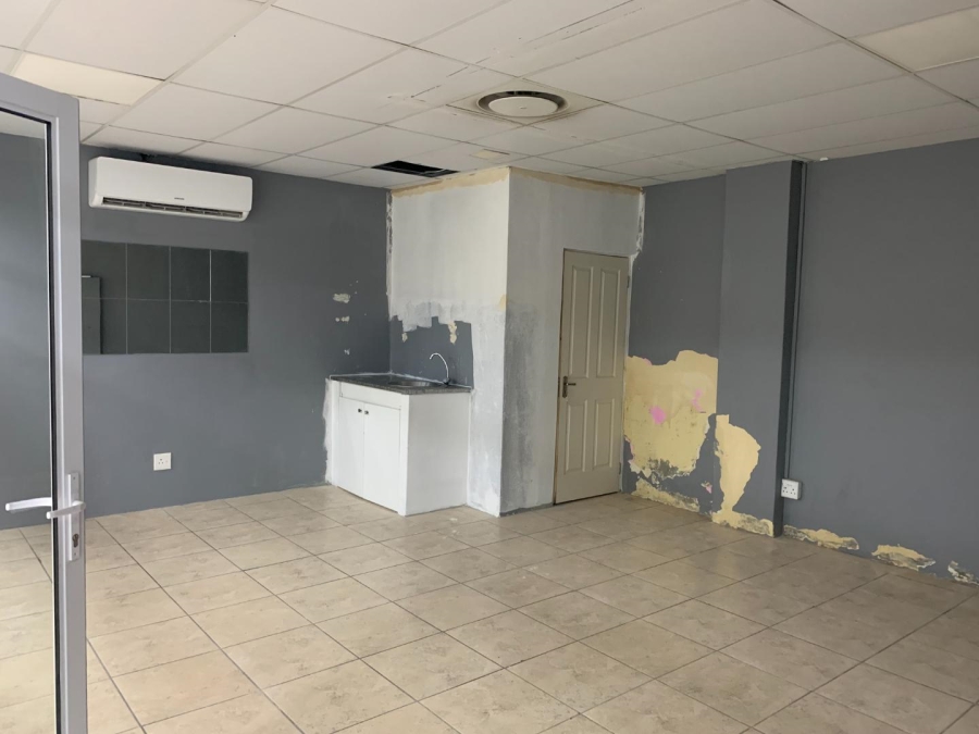 To Let Commercial Property for Rent in Kuils River Western Cape